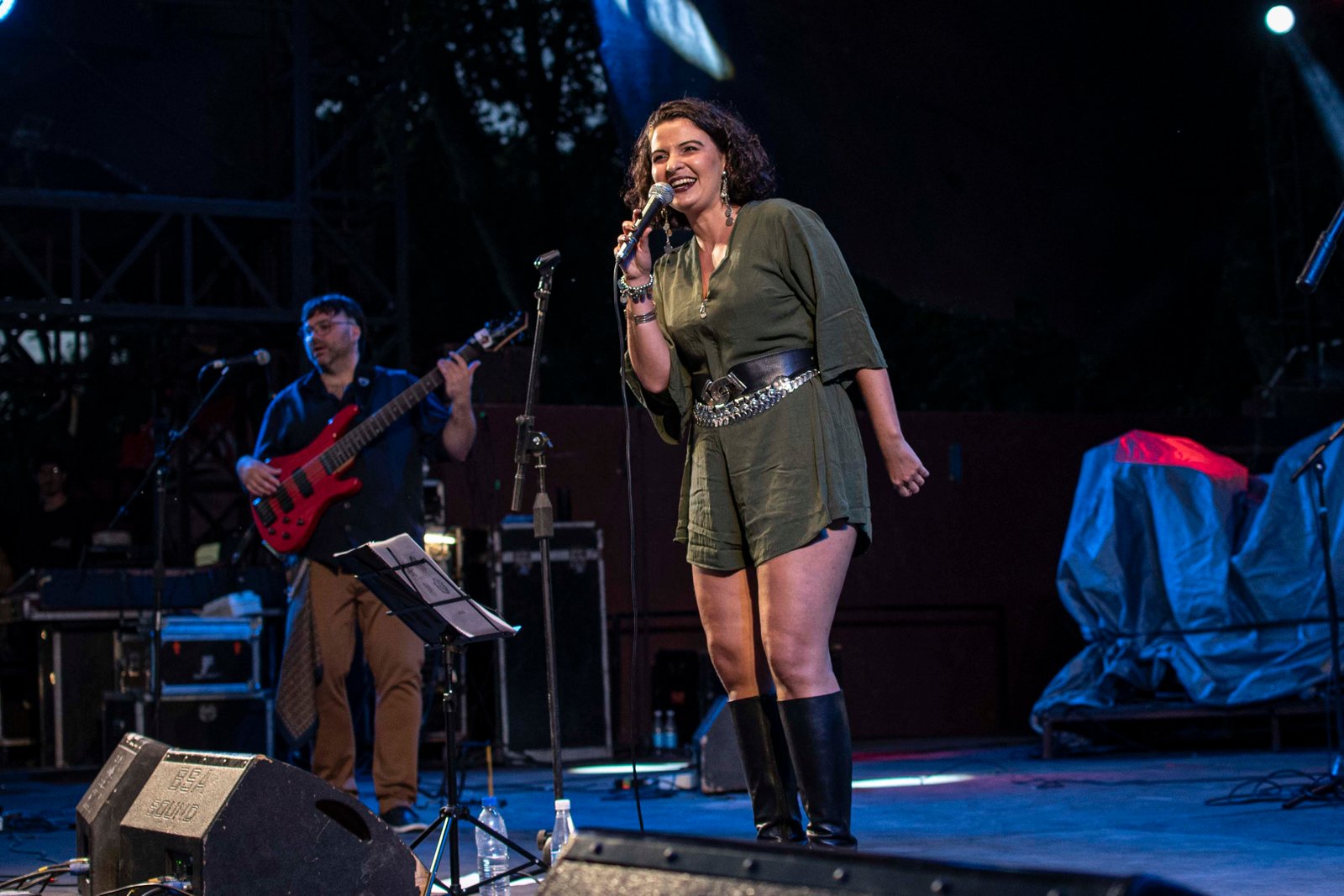 Florencia Crino en presentación en vivo